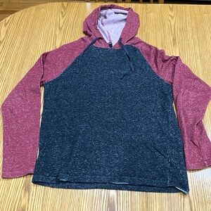 Volcom Hoodie. This shirt is amazingly comfortable & like new!!